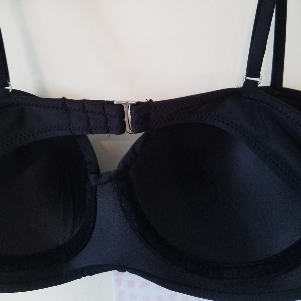 Black crisscross bathing suit top only sz L NWOT - Picture 4 of 4